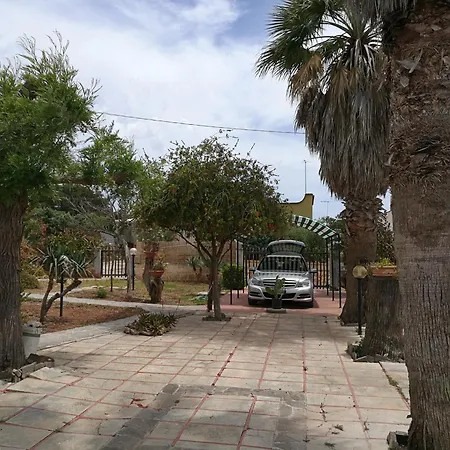 Indipendente A Porto Selvaggio A Cento Metri Dal Mare *